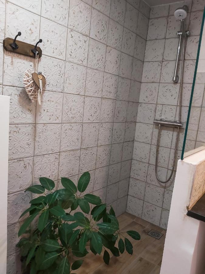 Etoilevacances Chambres D Hotes Campagne En Lavande Saint-Cezaire-sur-Siagne Экстерьер фото